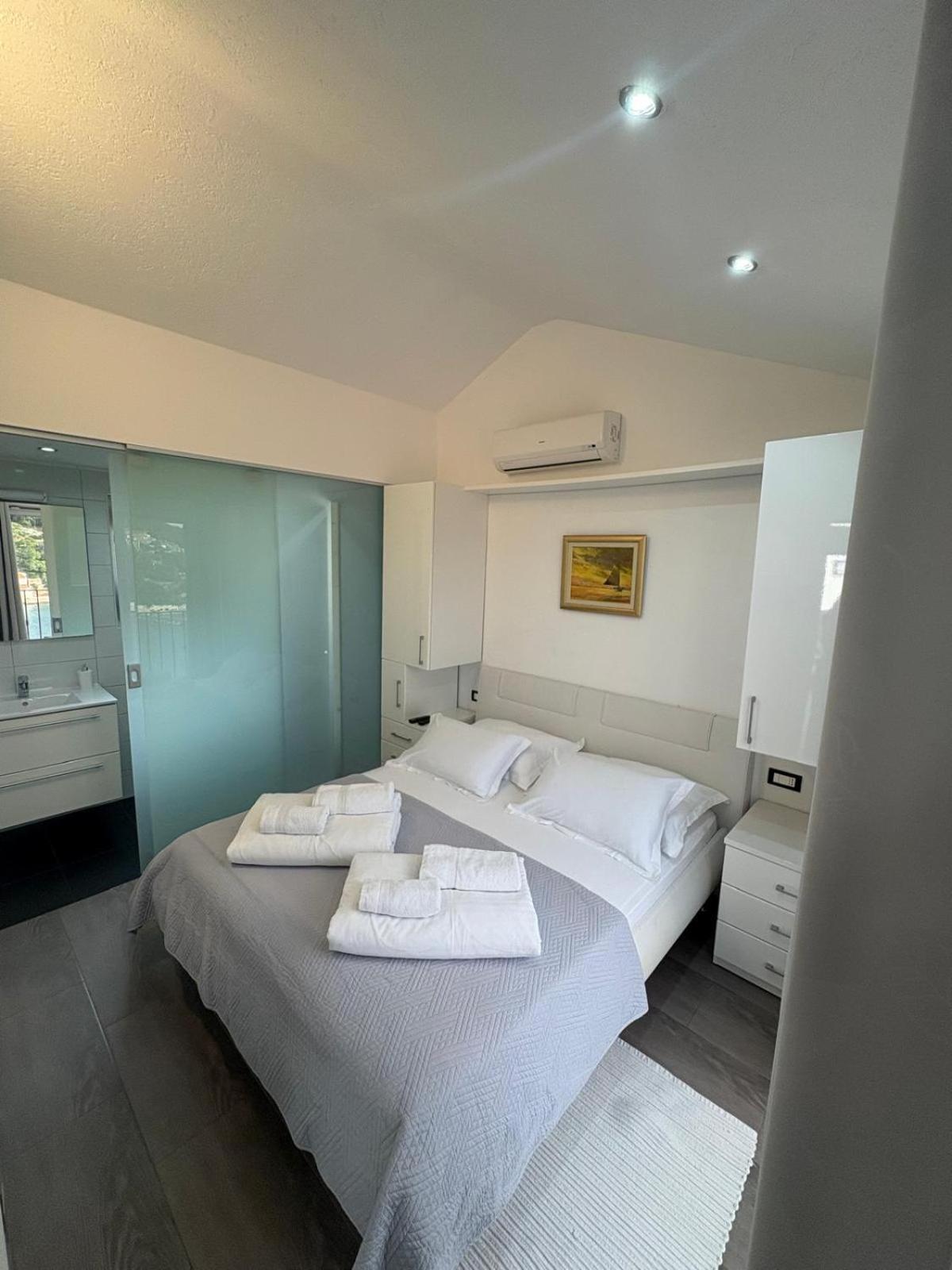 Apartament Deluxe Jelsa Jelsa  Zewnętrze zdjęcie